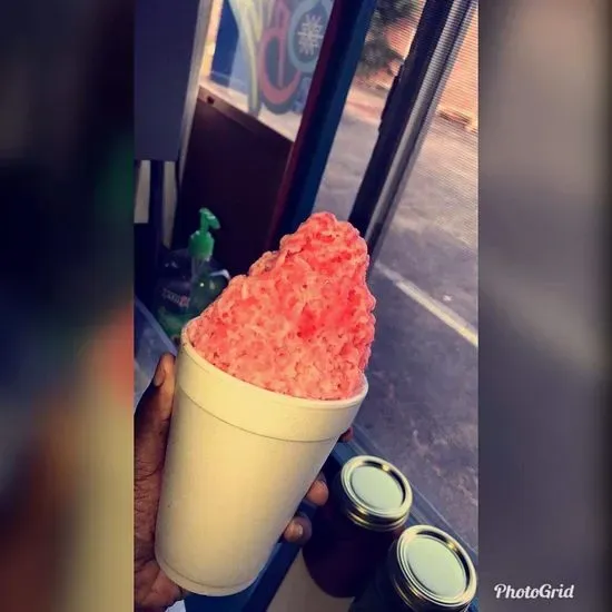 Lucky's Sno Biz