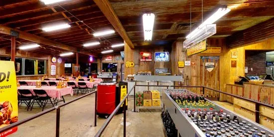 Rudy's "Country Store" and Bar-B-Q