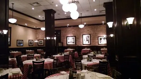 Maggiano's Little Italy