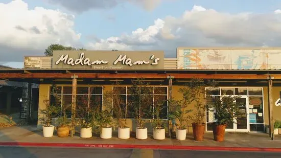 Madam Mam's Thai Cuisine, North at Anderson LN