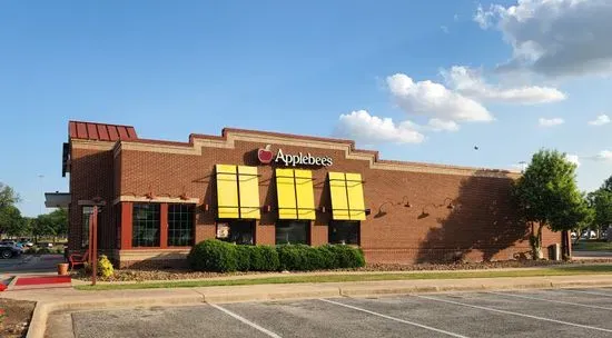 Applebee's Grill + Bar