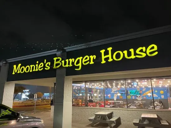 Moonies Burger House - Anderson Mill