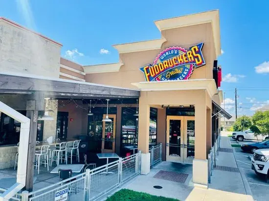 Fuddruckers