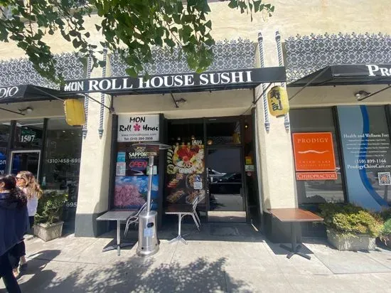 Mon Roll House Sushi