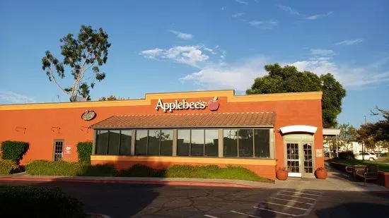 Applebee's Grill + Bar