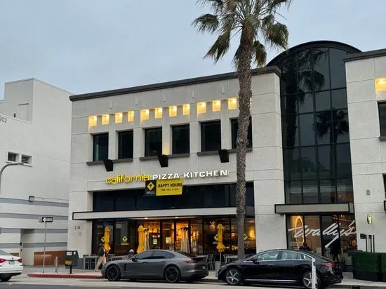 California Pizza Kitchen at Santa Monica