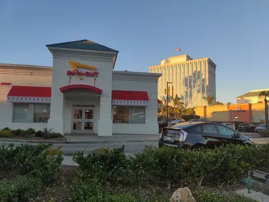 In-N-Out Burger