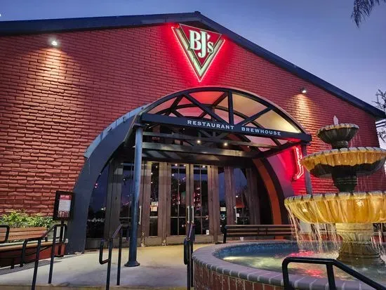 BJ's Restaurant & Brewhouse