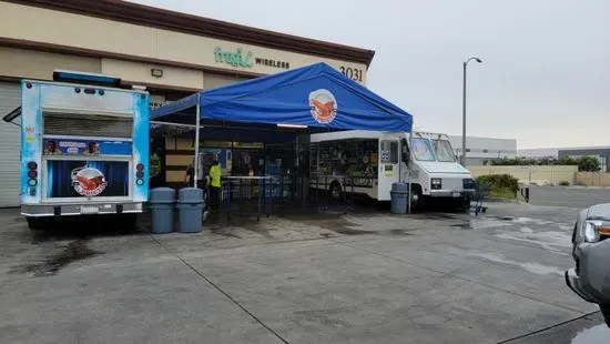 Mariscos & Birria El Prieto