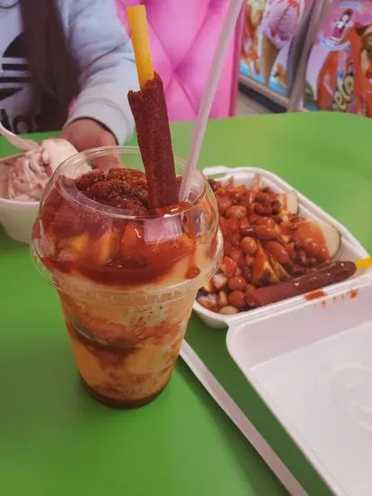 La Michoacana Plus Ice Cream Parlor- Lynwood