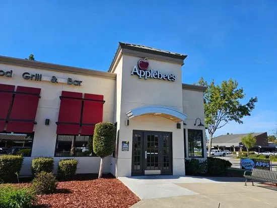 Applebee's Grill + Bar