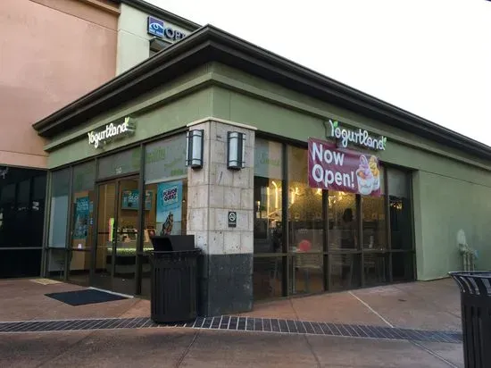 Yogurtland Santa Ana