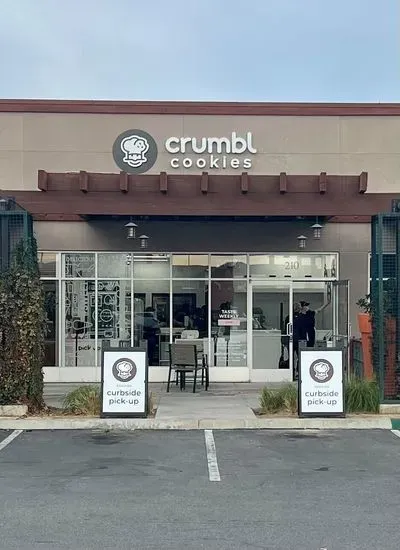 Crumbl - Menifee