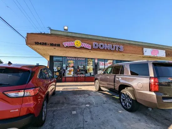 Yum Yum Donuts