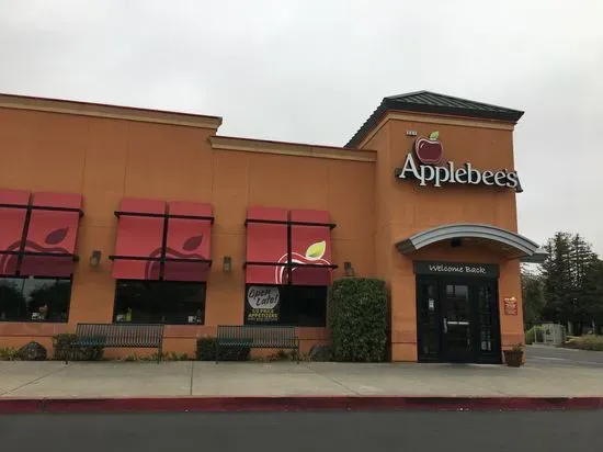 Applebee's Grill + Bar