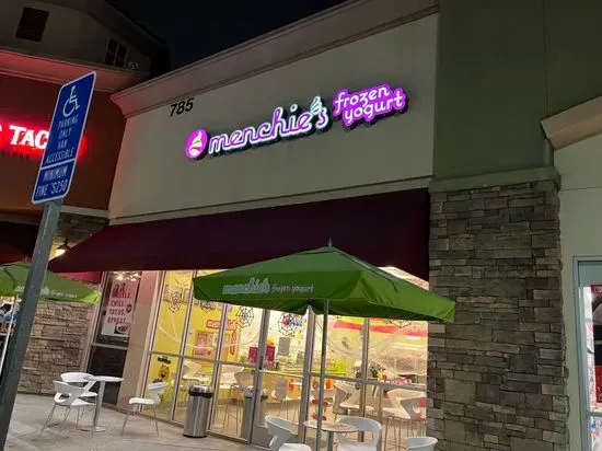 Menchie's Frozen Yogurt