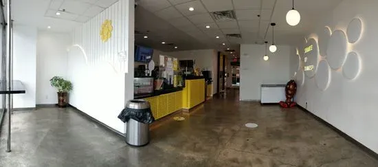 Sunright Tea Studio - Monterey Park