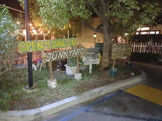 Junkyard Cafe