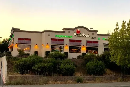 Applebee's Grill + Bar