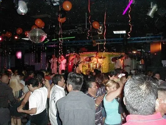 El Palacio Nightclub & Restuarant