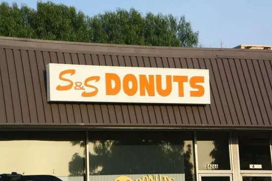 S & S Donut & Bake Shop - Newhall (Lyons)