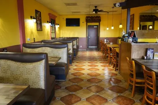 El Guero Mexican Bar & Grill