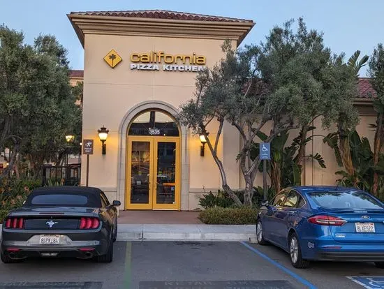 California Pizza Kitchen at Santa Clara