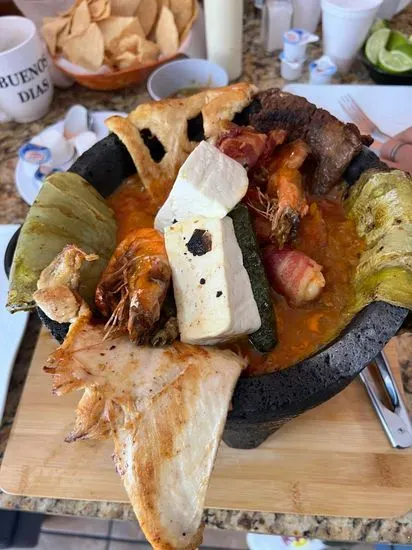 Mariscos Mi Compa Guero