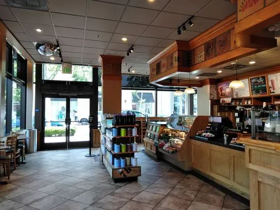 The Coffee Bean & Tea Leaf