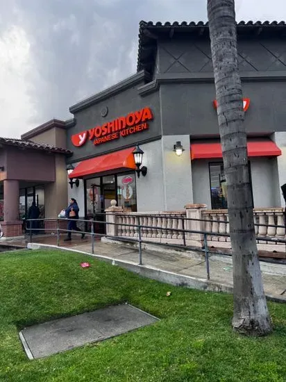 Yoshinoya Washington & Broadway