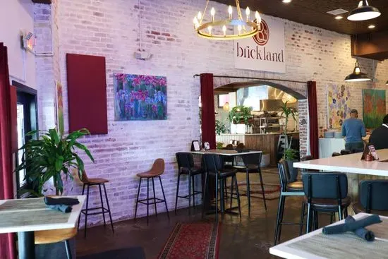 Brickland | Restaurant and Bar