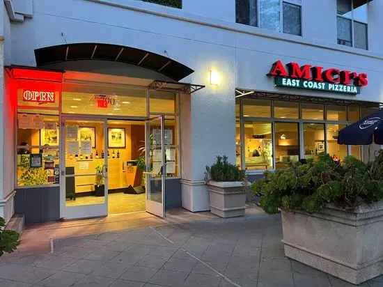 Amici's East Coast Pizzeria