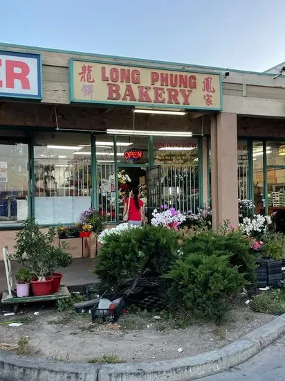 Long Phung Bakery