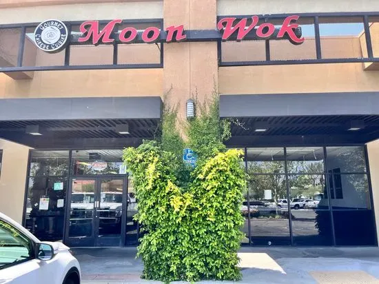 Moon Wok