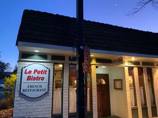 Le Petit Bistro