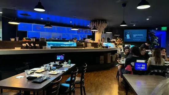 Blufish Sushi & Grill