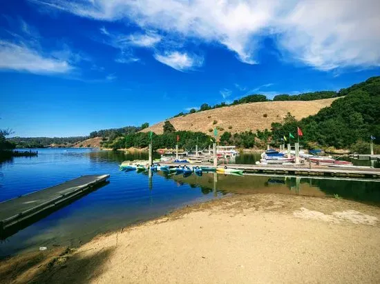 Lake Chabot Marina & Café