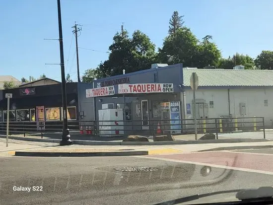 El Toro Meat Market and Taqueria