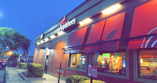 Applebee's Grill + Bar