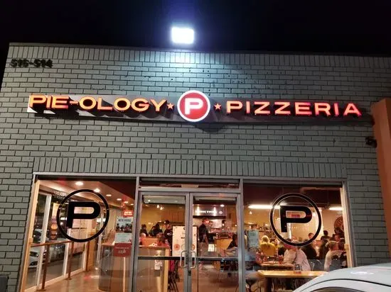 Pieology Fullerton (Chapman/State College)