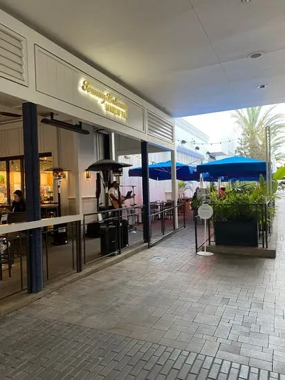 Tommy Bahama Marlin Bar & Store