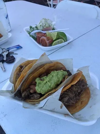 Tacos Gamboa