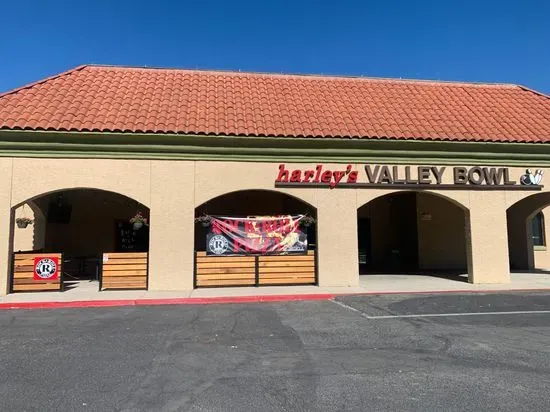 Rock & Roll Pizza @ Harley's Valley Bowl