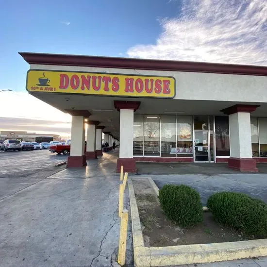 10th and Ave I Donut House