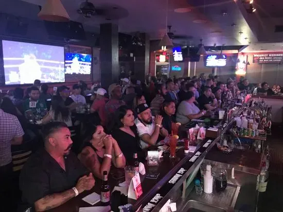 28 WEST SPORTS BAR