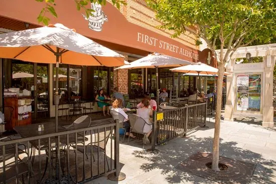 First Street Alehouse