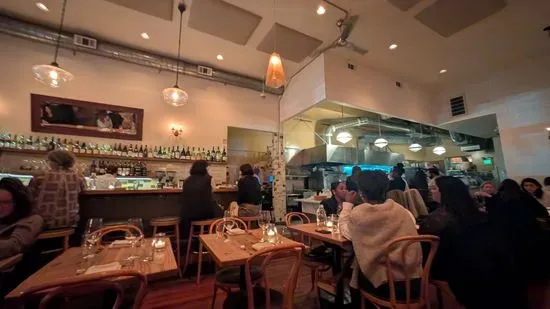 Heirloom Café