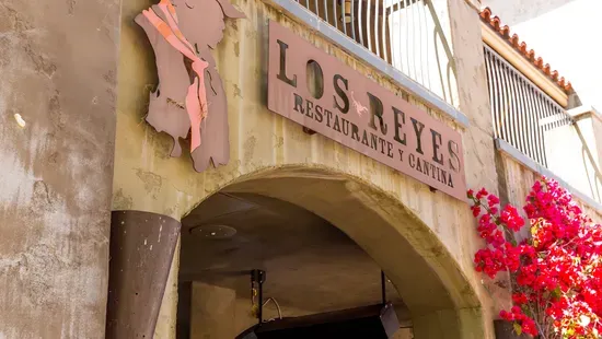 Los Reyes Restaurante Y Cantina