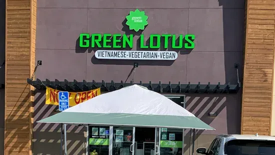 Green Lotus