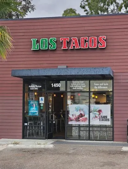 Los Tacos